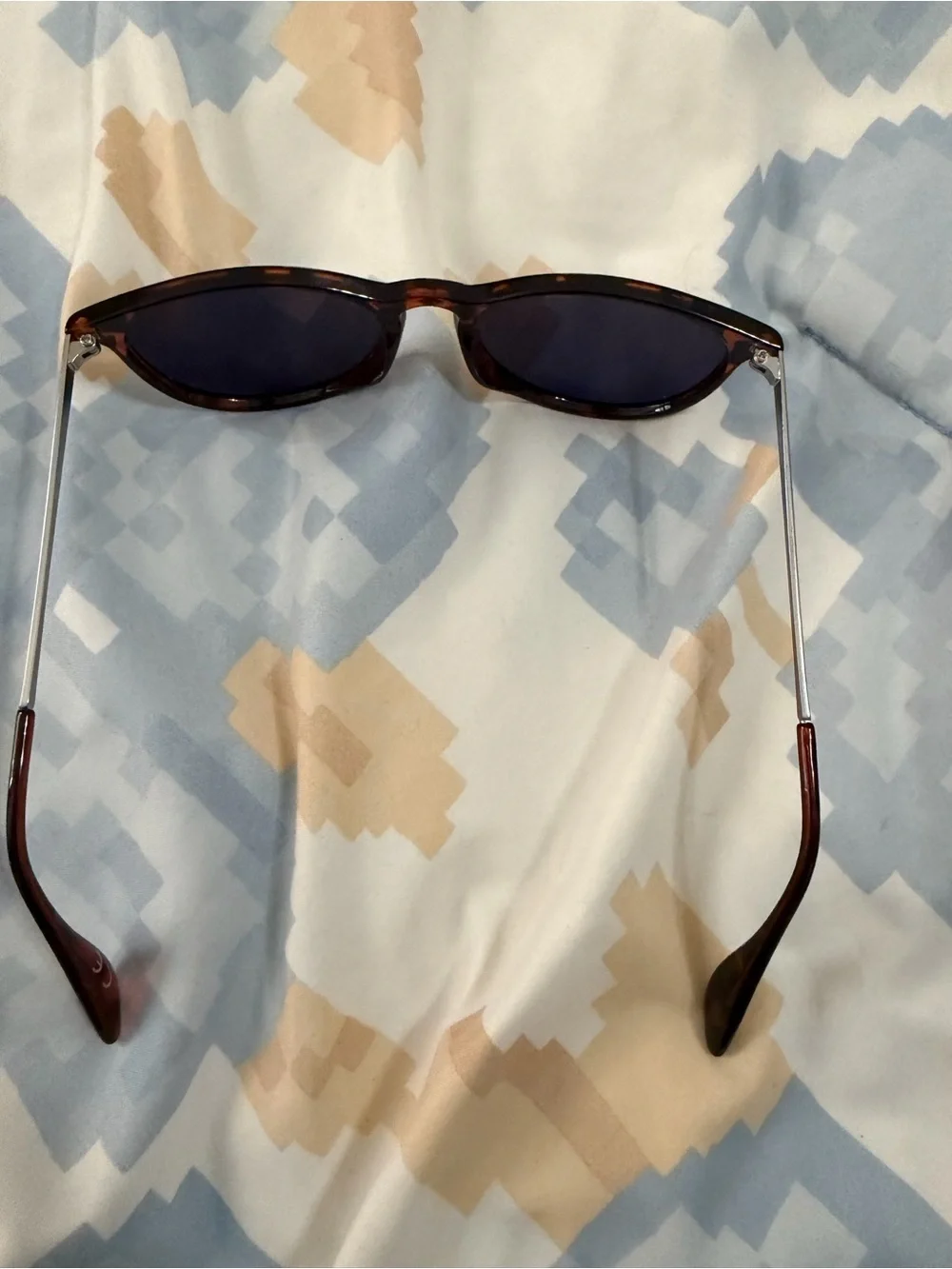 Tortoiseshell Round Women's Sunglasses - Dark Lenses